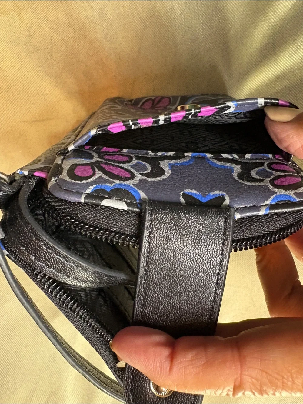 Relic Patterned Floral Wristlet Phone Case with Wrist Strap